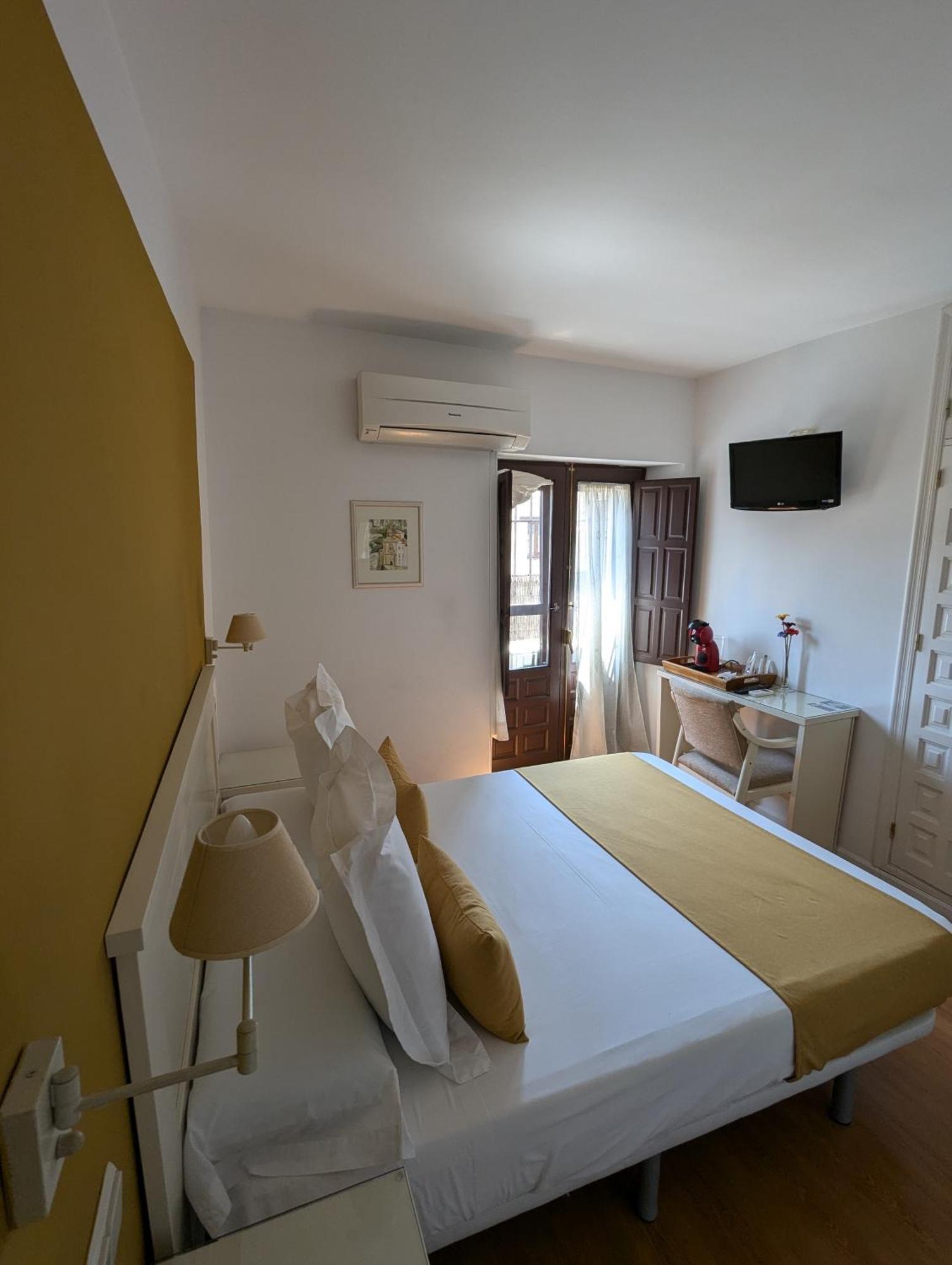 Hostal Tabanqueta Cuenca  Exteriér fotografie